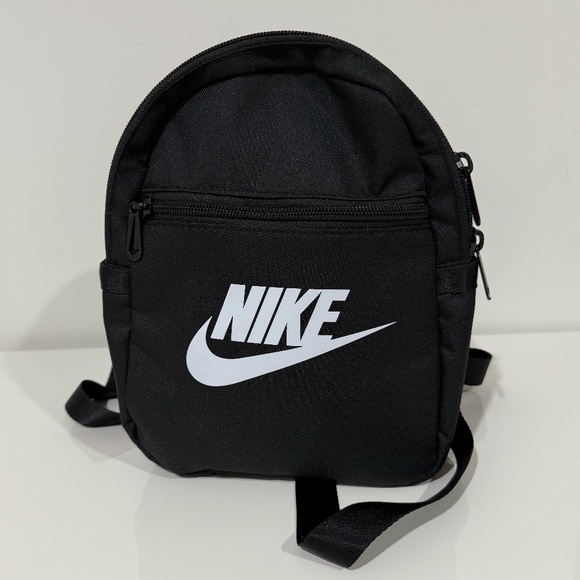 Nike Futura Backpack - Picture 1 of 3